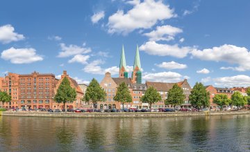 Blick auf die Hansestadt Lübeck © pure-life-pictures-stock.adobe.com